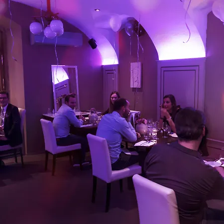 Hotel U Krize-2